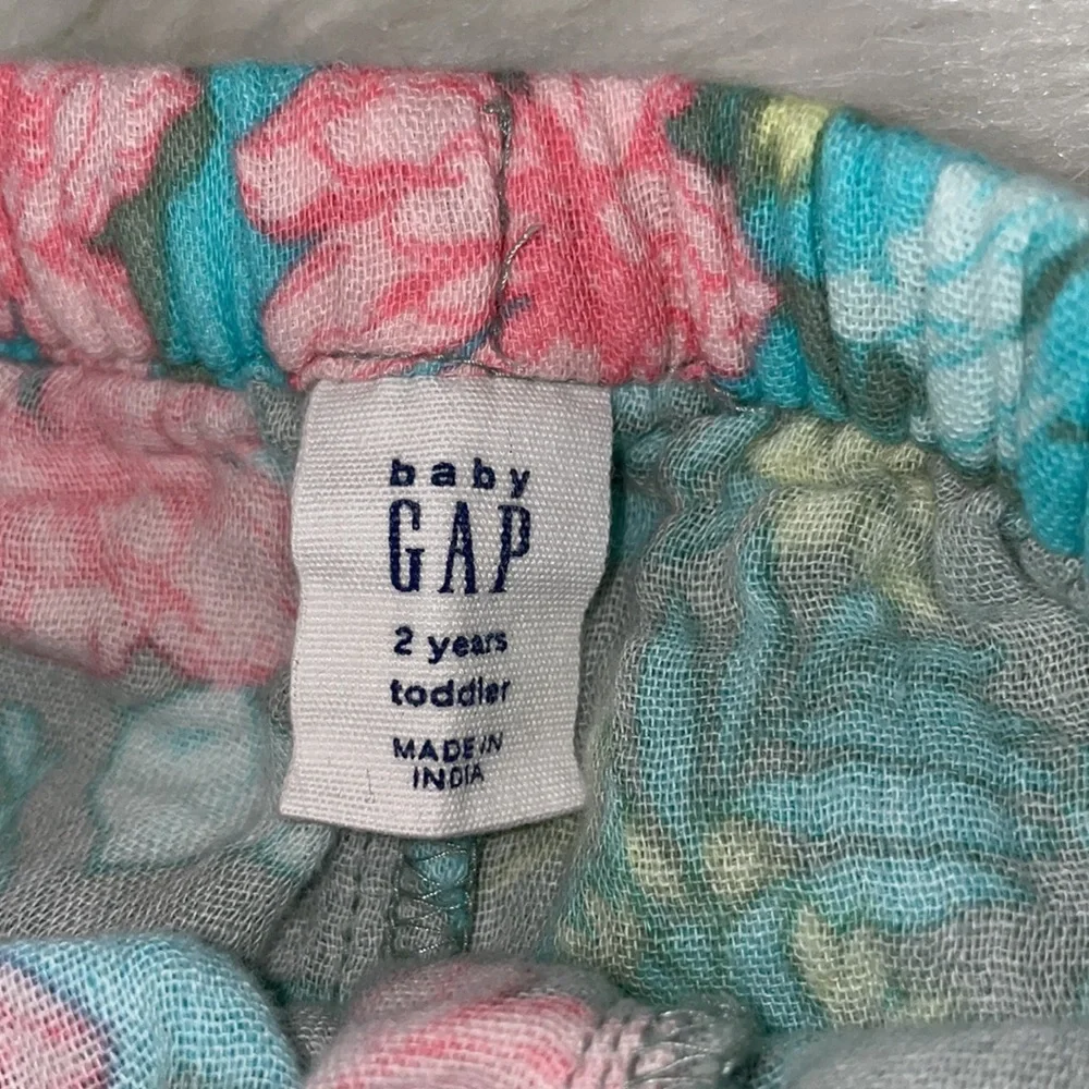 Baby Gap floral pants size 2 Toddler